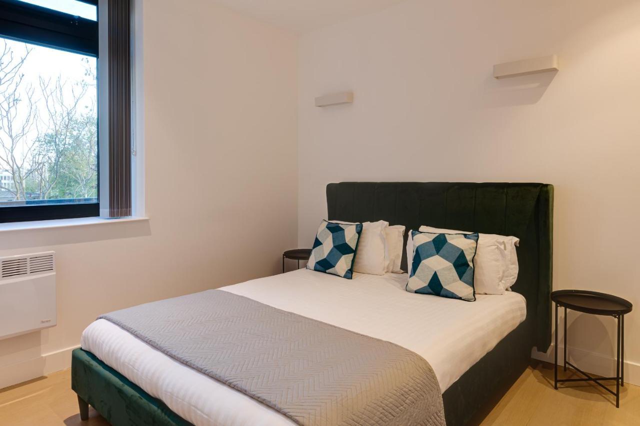 Charles Hope London Brentford Apartment Bagian luar foto