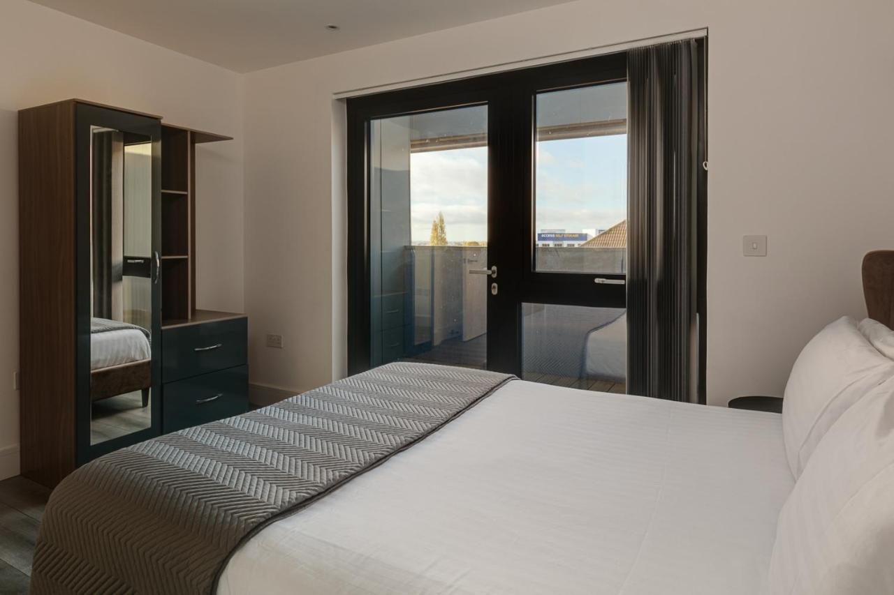 Charles Hope London Brentford Apartment Bagian luar foto