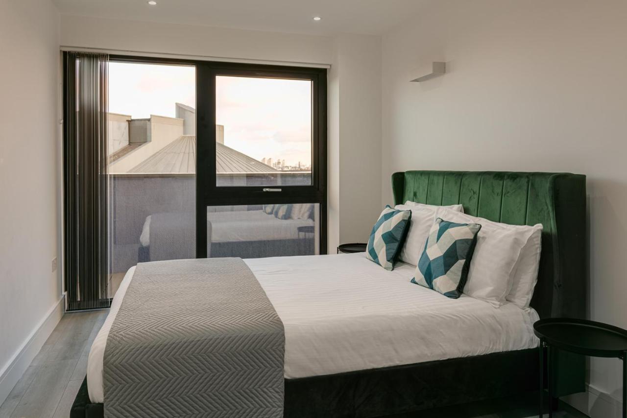 Charles Hope London Brentford Apartment Bagian luar foto