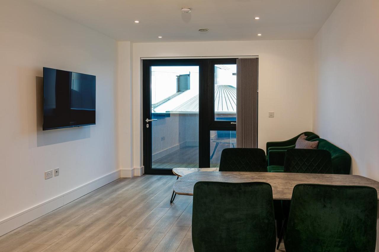 Charles Hope London Brentford Apartment Bagian luar foto