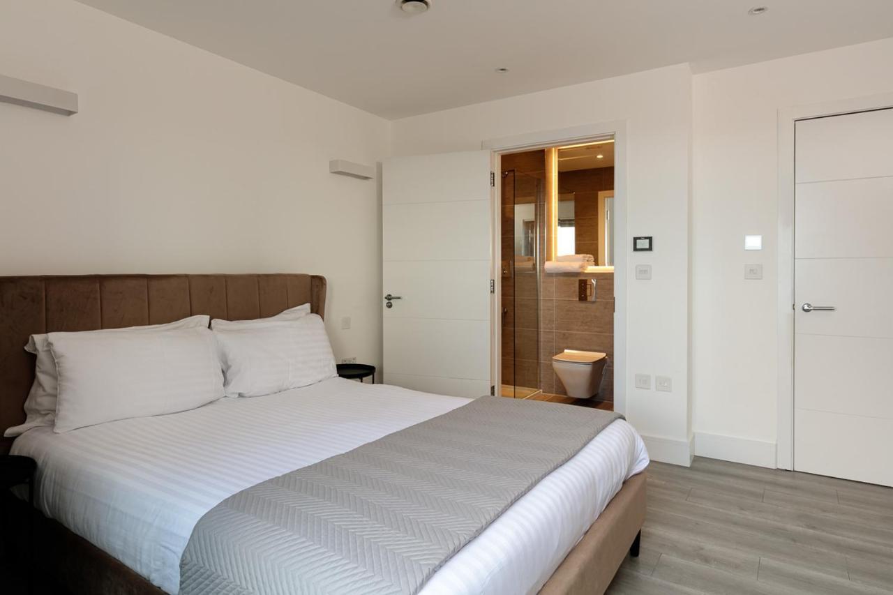 Charles Hope London Brentford Apartment Bagian luar foto