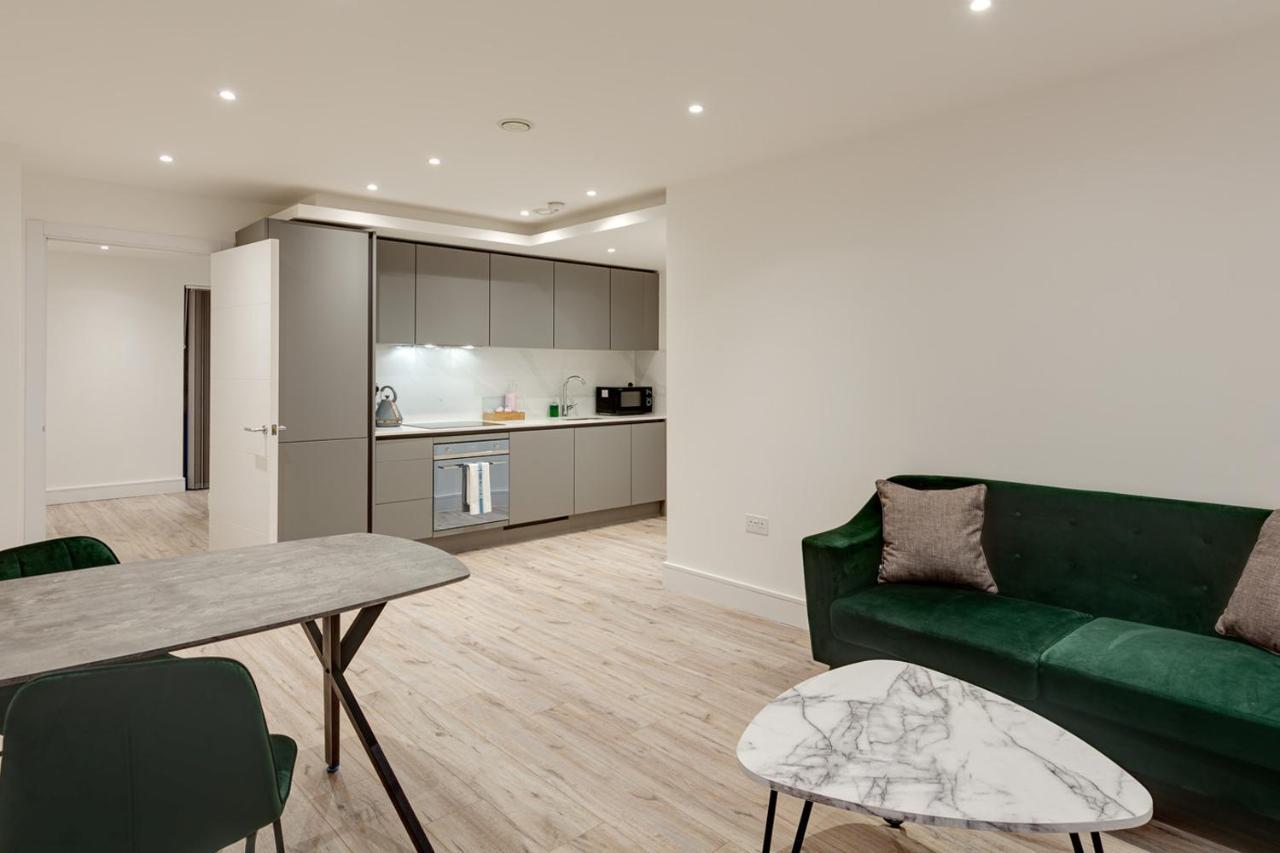 Charles Hope London Brentford Apartment Bagian luar foto