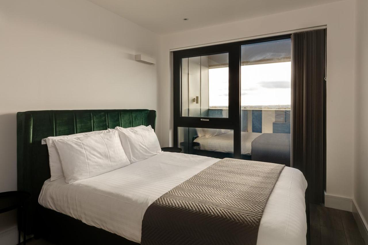 Charles Hope London Brentford Apartment Bagian luar foto