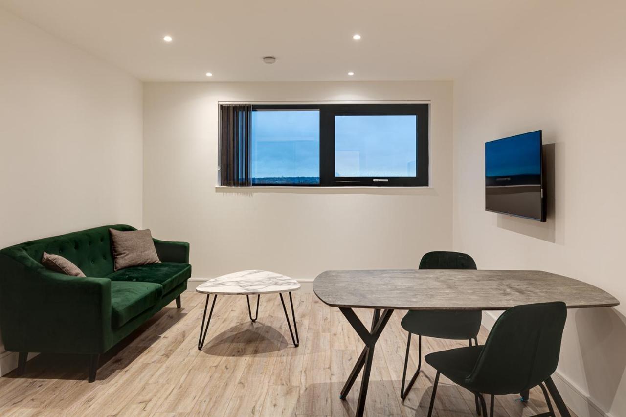 Charles Hope London Brentford Apartment Bagian luar foto