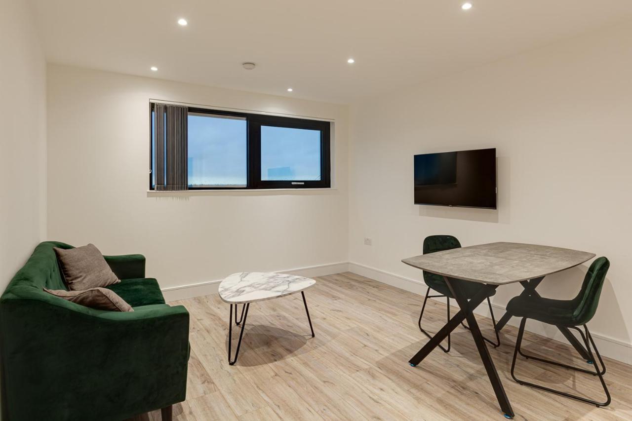 Charles Hope London Brentford Apartment Bagian luar foto