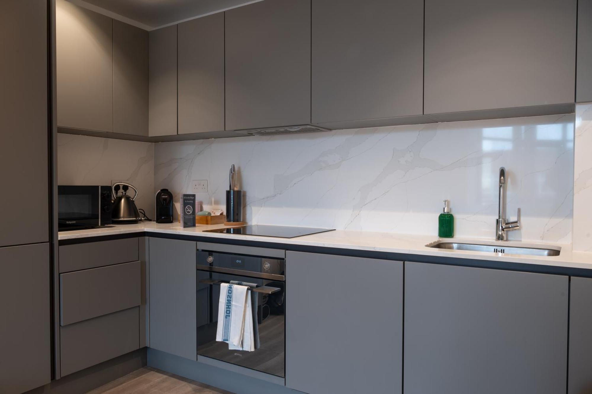Charles Hope London Brentford Apartment Bagian luar foto